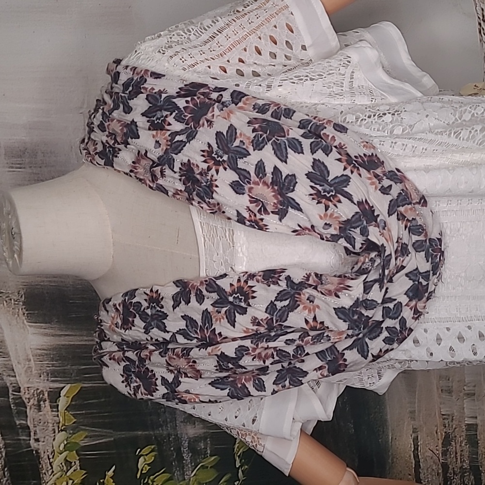 Maurices rayon womens mauve floral sparkly sequin sheer infinity scarf